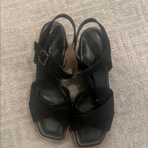 Paul Green Leora Square Toe Ankle Strap Black Chunky Heel Sandal Size 9.5 (US) - Picture 1 of 4